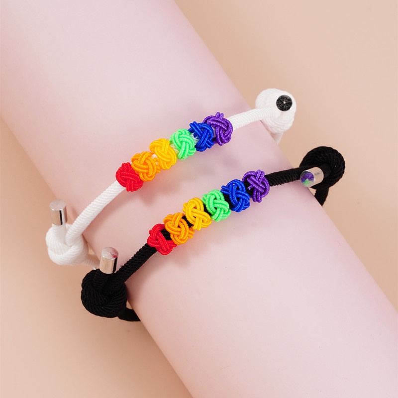 Set 2 Vòng Tay Thắt Nút Nam Châm Hình Quả Dứa Cầu Vồng Thời Trang