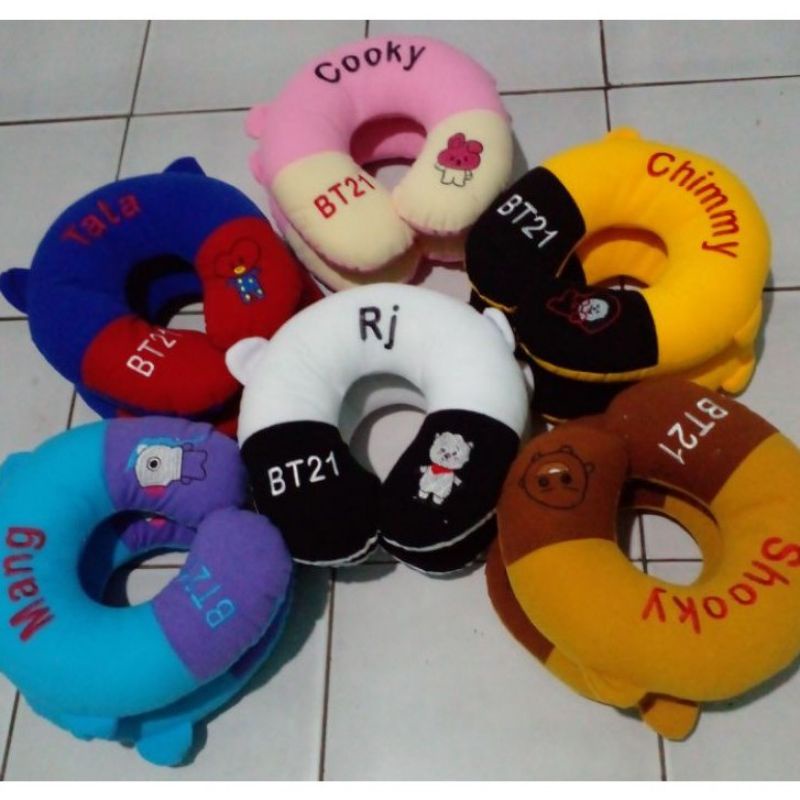 Gối kê cổ in hình nhân vật BTS BT21