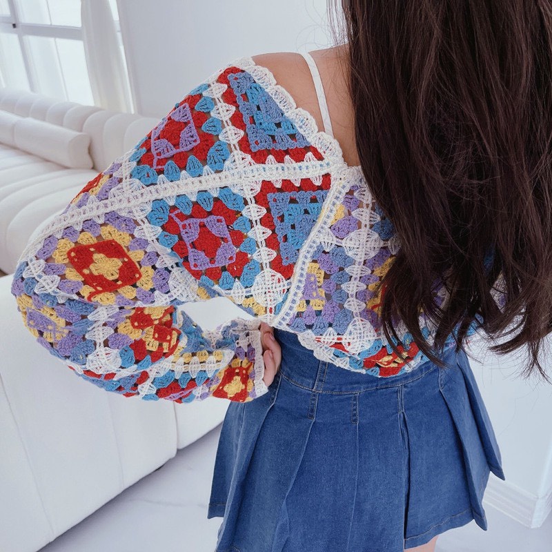 Áo Len Họa Tiết Thổ Cẩm LSEOUL K0333 Chất Dày Dặn Trẻ Trung Nữ Tính Đáng Yêu