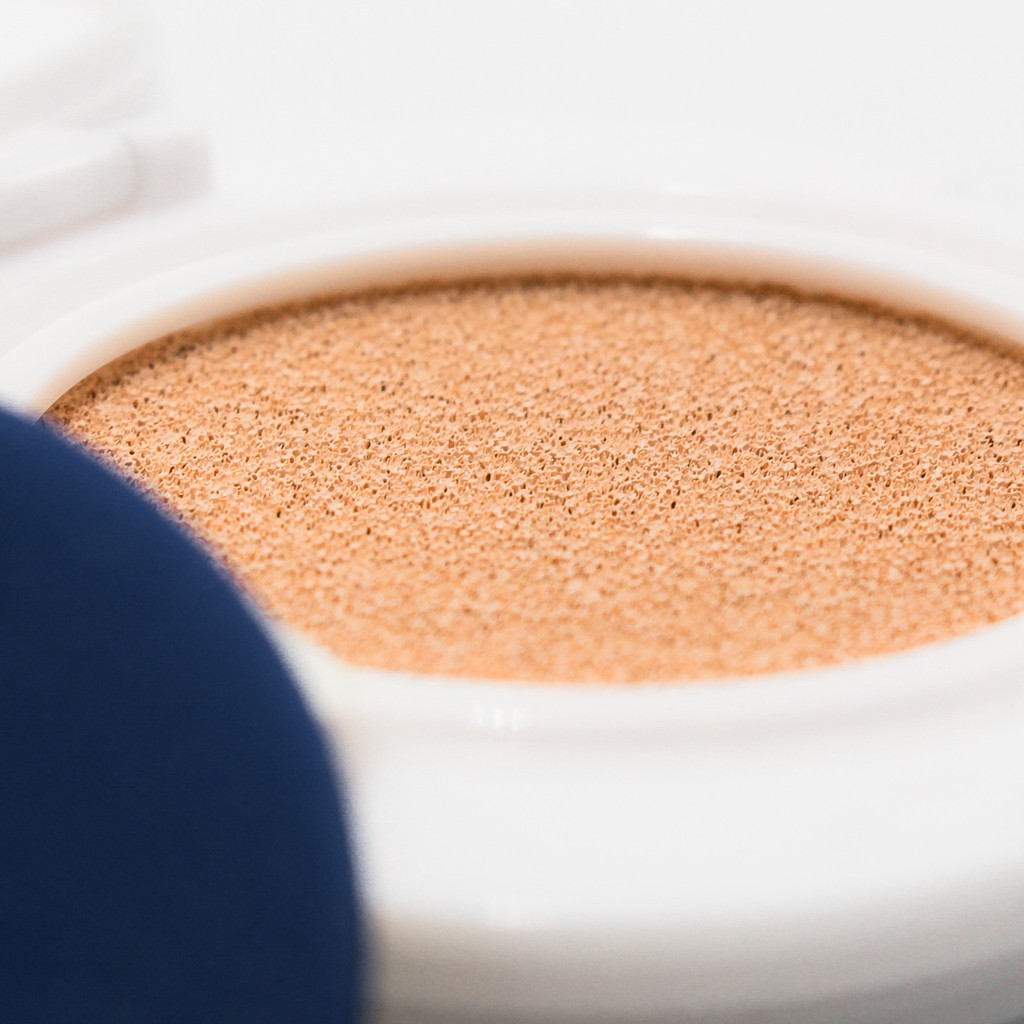 Mini phấn nước trang điểm trắng da Queenie chống nắng trải nghiệm 15g | BigBuy360 - bigbuy360.vn