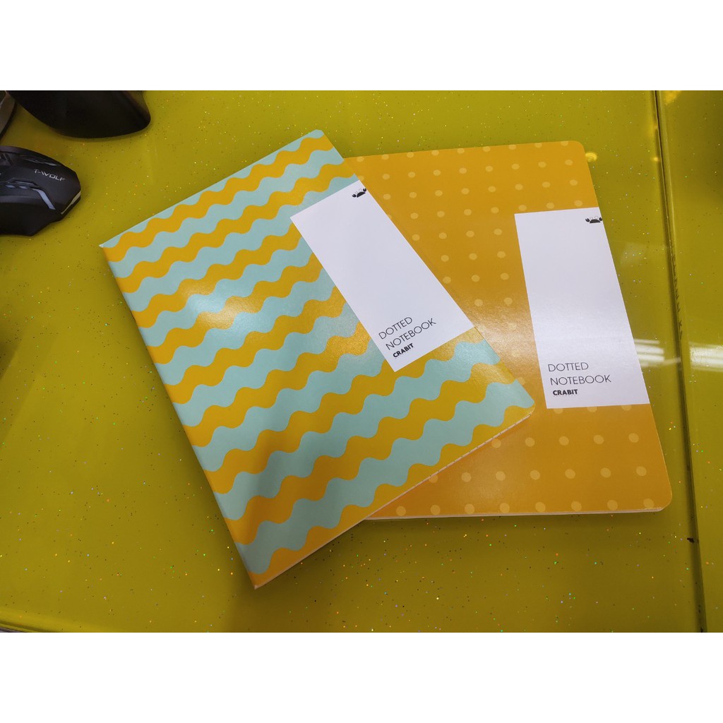 [Mã BMINCU50 giảm 50K đơn 250K] Dotted Notebook - Vở kẻ chấm bi Crabit