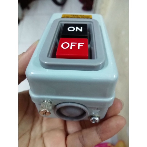 Công tắc on off 3 pha 30A cbsn-330 cntd,công tắc nhấn dính cbsn-330 cntd.