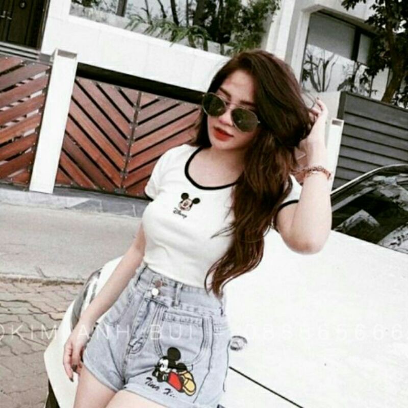 Áo croptop thêu Mickey
