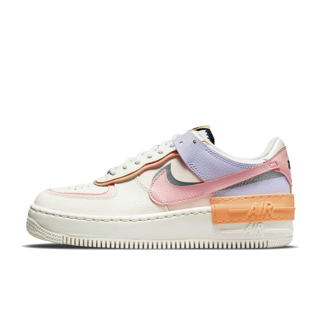 - Simple Sneaker