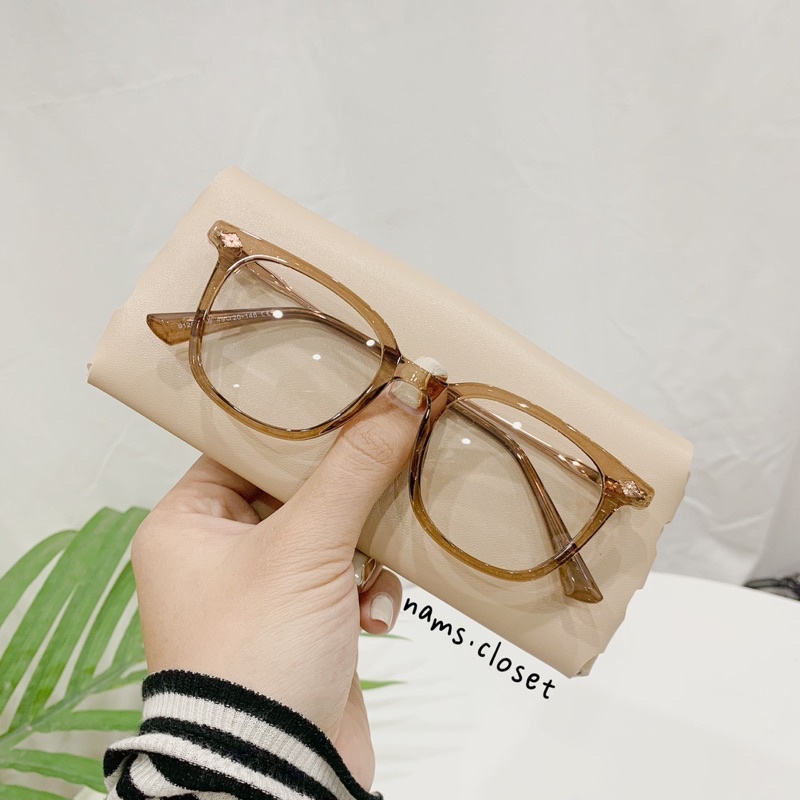 Kính mắt⚡𝑻𝒂̣̆𝒏𝒈 𝒉𝒐̣̂𝒑 𝒅𝒂 𝒄𝒂𝒐 𝒄𝒂̂́𝒑 ⚡ chống ánh sáng xanh lắp cận 0120