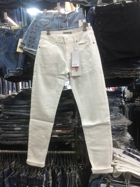 Quần trắng baggy