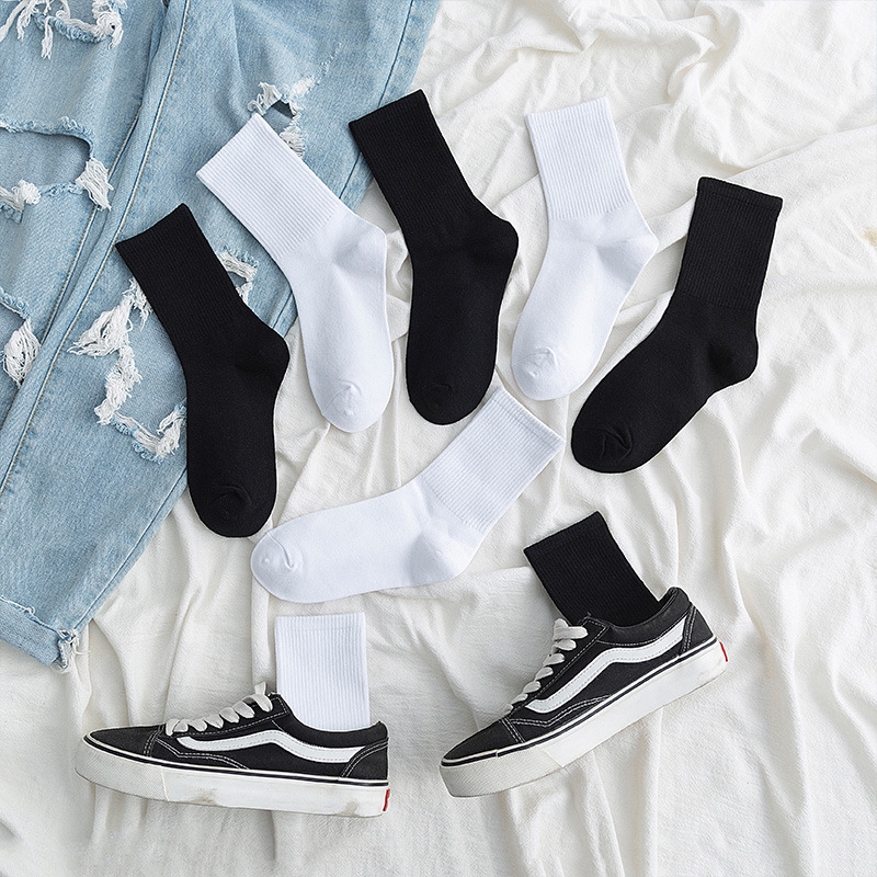 Vớ cổ thuyền cotton màu trắng/ đen thể thao chạy bộ thường ngày mùa thu Hàn Quốc