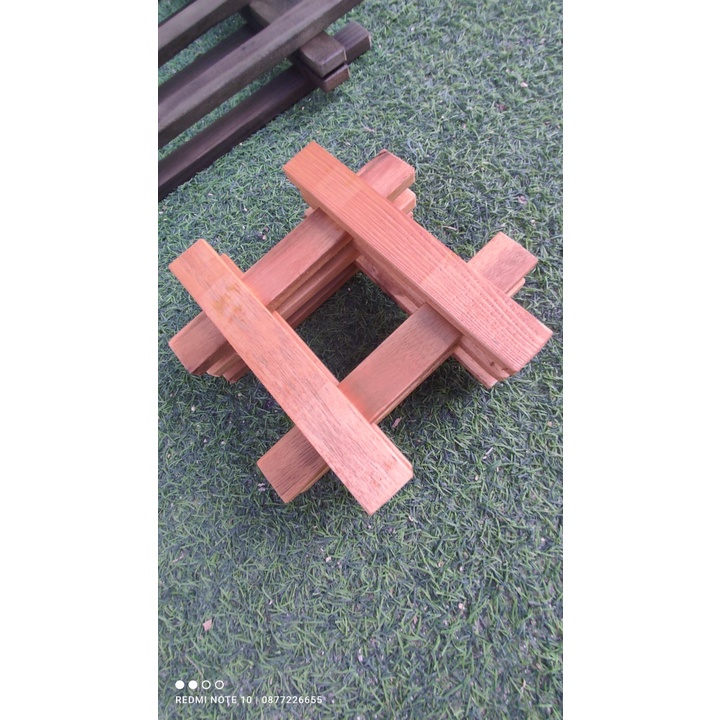 9K giá rẻ nhất shopee Kệ treo cây ban công 20 x 20, kệ treo cây cảnh HPKTT 27