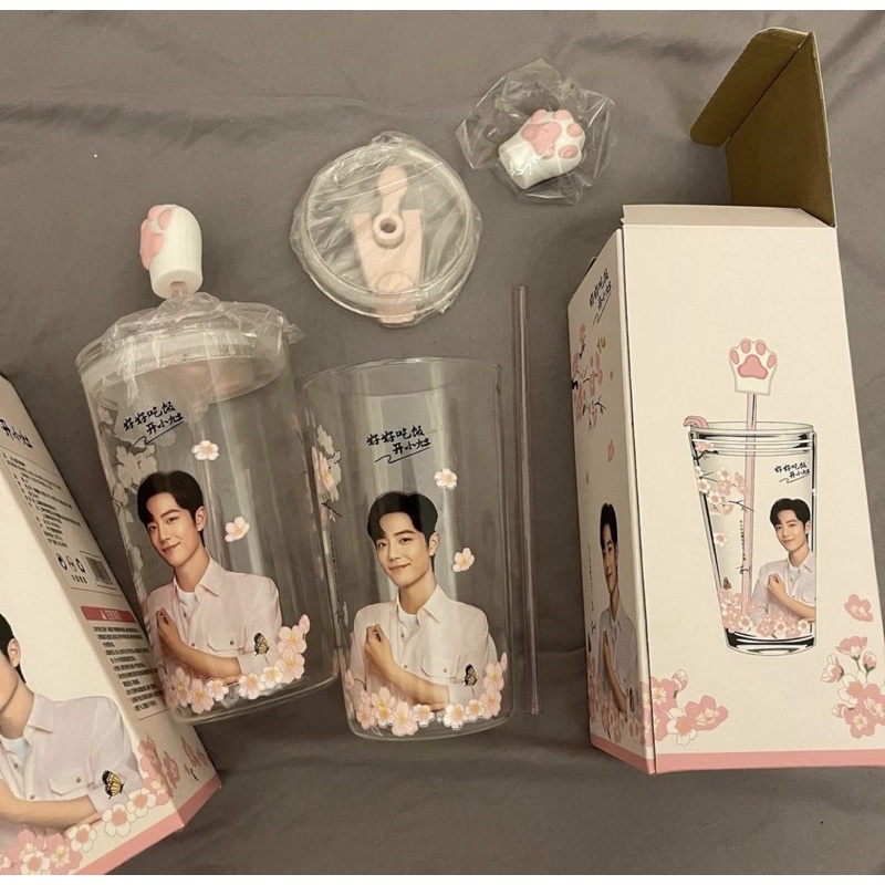 Ảnh thật Ly nước quà tặng Khai Tiểu Táo x Tiêu Chiến