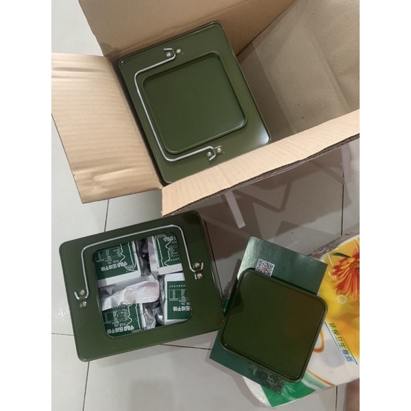 Lương khô quân đội TQ thùng sắt 900 3 sao
