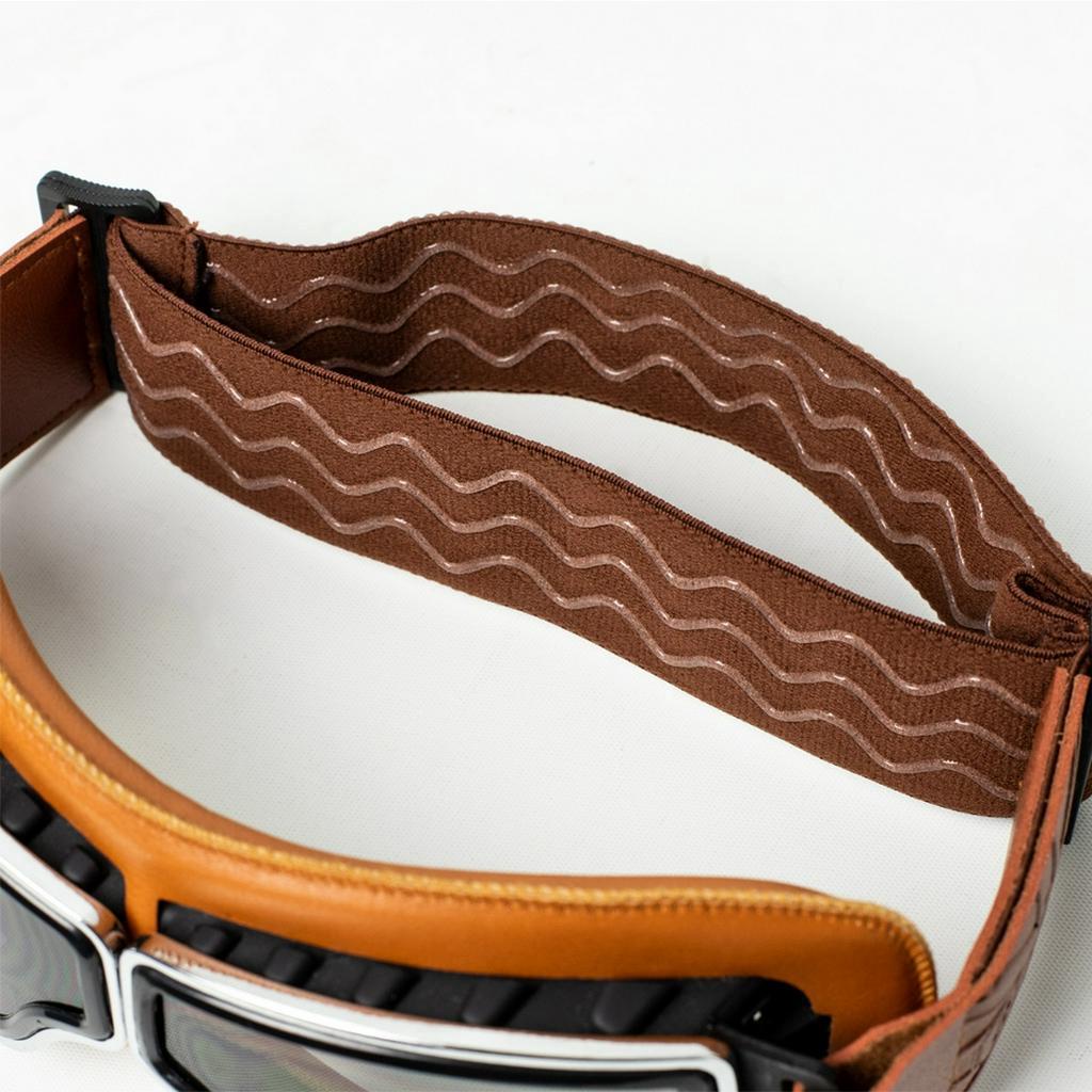 Kính Dây Gẵn Mũ Bảo Hiểm BULLDOG B9