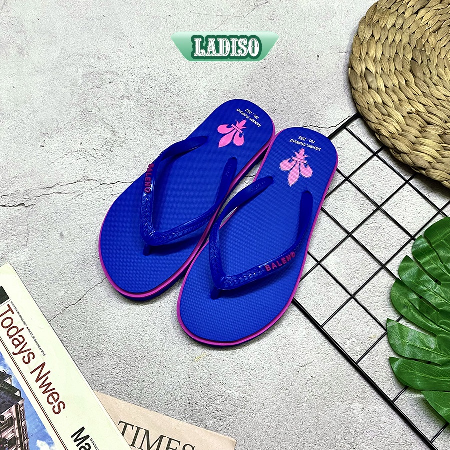 Dép kẹp nữ xỏ ngón siêu nhẹ siêu ếm cực hot mang đi chơi mang trong nhà LADISO TT388