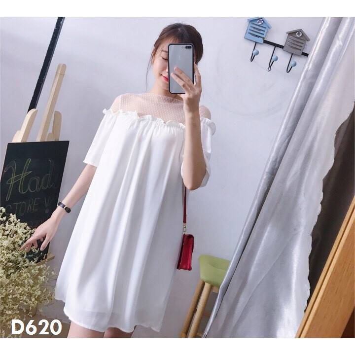 Đầm phối lưới cổ trắng