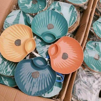 Đĩa nhựa hình sò đựng đồ ăn đa năng