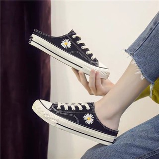 GIÀY SỤC THỂ THAO HOA CÚC