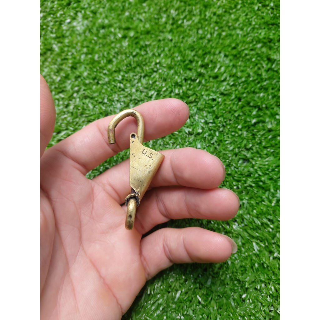 NÓC BẬT US MỎ NEO