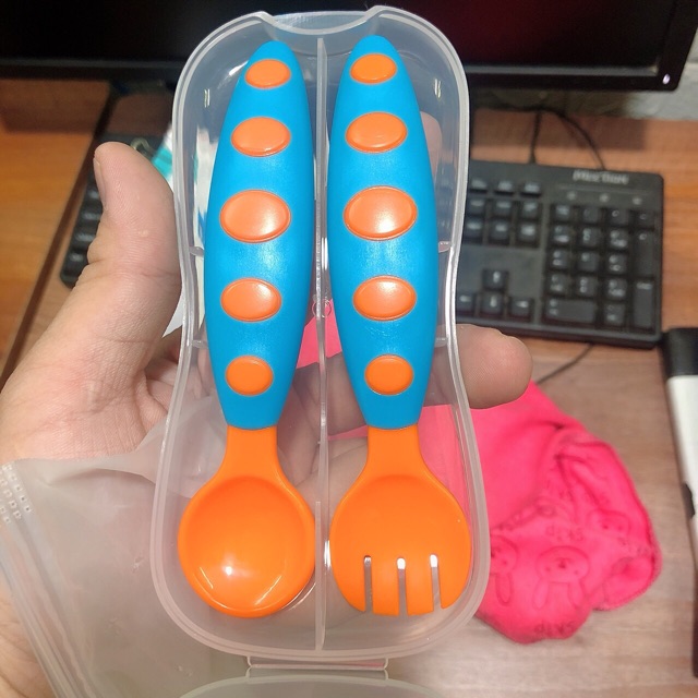 Set thìa dĩa ăn dặm cho bé kèm hộp