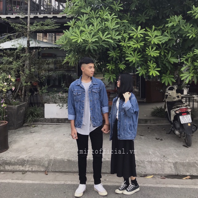 Áo denim jacket màu xanh đậm