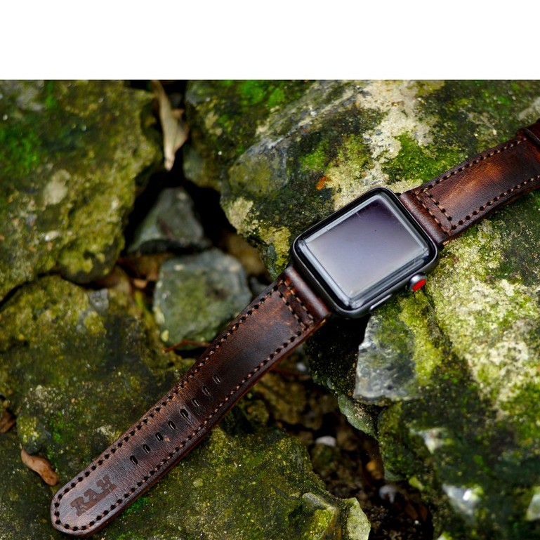 Dây apple watch da bò vegtan Italia màu chocolate kiểu phi công quân đội RAM Leather pilot