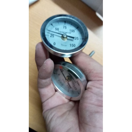 Đồng hồ báo nhiệt độ cơ , dải nhiệt độ 0-150°,0-250°,0-350°.kích thước mặt 50mm, chân dò ren13 dài 5cm