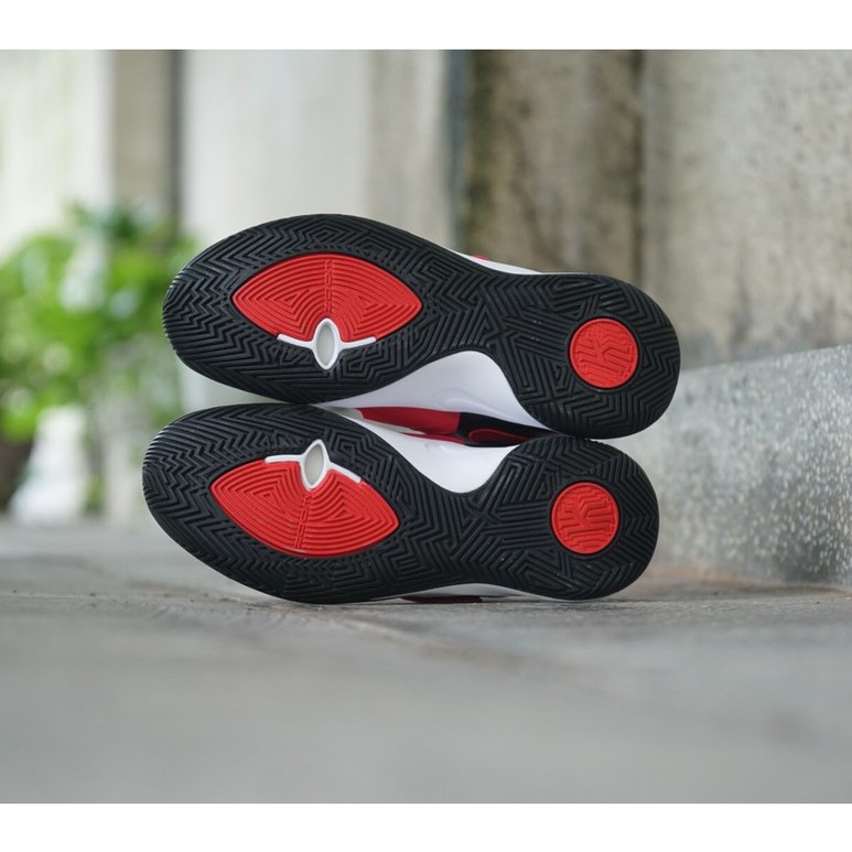 Giày Thể Thao KYRIE FLYTRAP 3 CD0191-009 SECONDHAND CHÍNH HÃNG 100%
