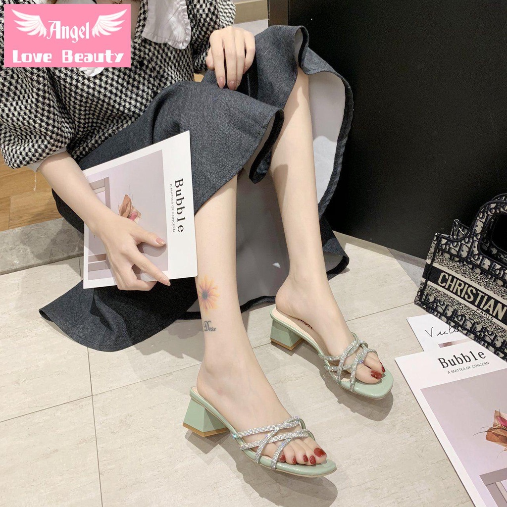 Dép Sandal Gót Vừa Dày Trung Bình Đính Đá Phong Cách Roman Thời Trang Mùa Hè Hàng Có Sẵn Dành Cho Bạn Nữ