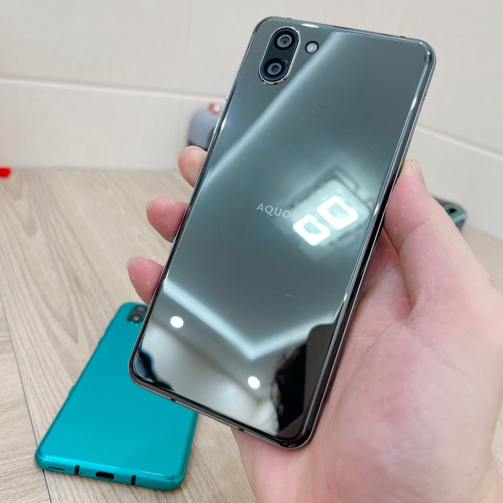 Điện thoại Sharp Aquos R3 ram 6G 128G - Snap 855 Màn 120Hz