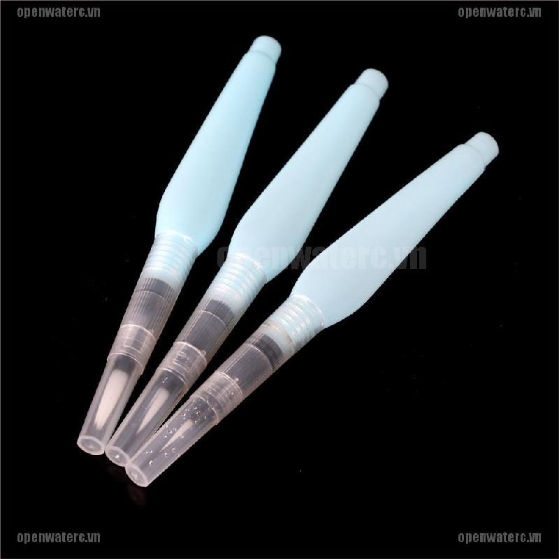 Cọ vẽ màu nước sử dụng tiện lợi
