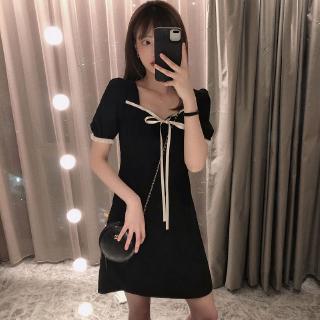 Đầm đen tay ngắn cổ V thời trang hè nữ tính