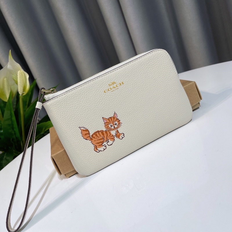 Ví Coach hình mèo kute