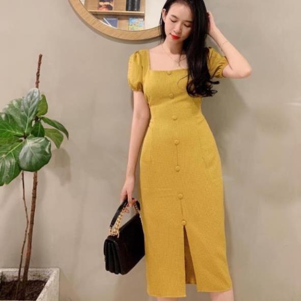 X2 váy caro cổ vuông cột nơ thắt eo sau lưng Đầm công sở xẻ tà đính nút bọc vàng hồng thanh lịch hàng thiết kế