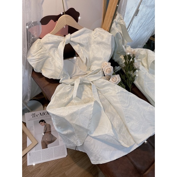 ĐẦM BBD GẤM HOA TAY BỒNG NƠ LƯNG CUT OUT