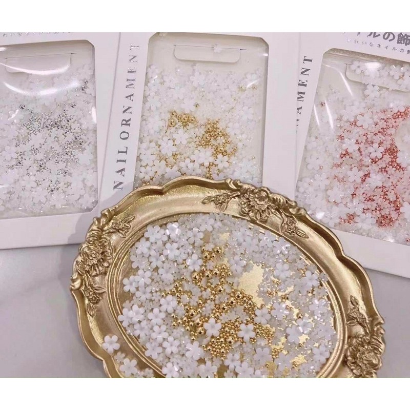 Phụ kiện hoa nhí mix bi trang trí móng nail 3 màu bạc, vàng, đồng, hoa sứ
