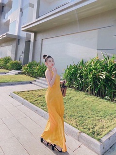 ĐẦM MAXI HỞ LƯNG CỔ YẾM
