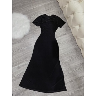 váy body thun lạnh có xẻ tà cưng