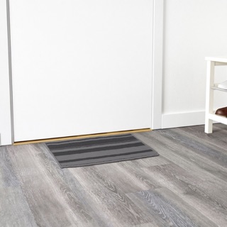 Thảm cửa xám kẻ đen ikea