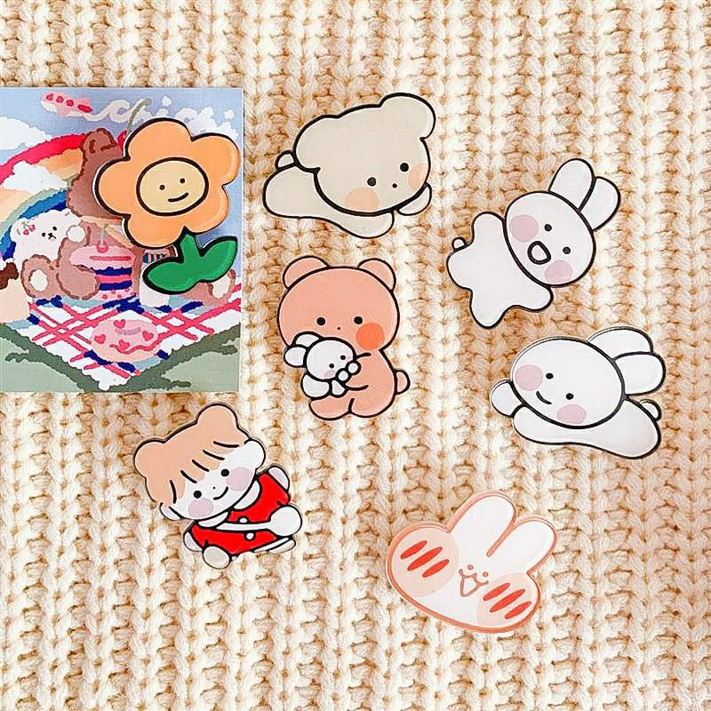 Pin cài (ghim cài) túi xách, balo, áo, hộp bút nhiều sticker hoạt hình dễ thương