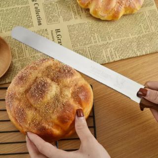 Dao cắt bánh mì cán gỗ chuyên dụng
