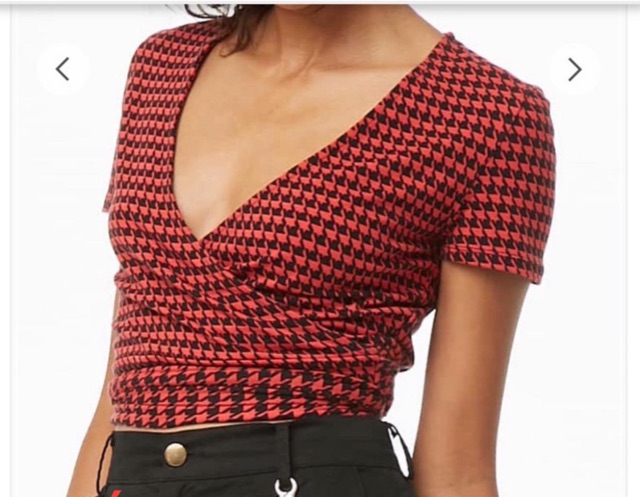 Áo crop top f21 auth new