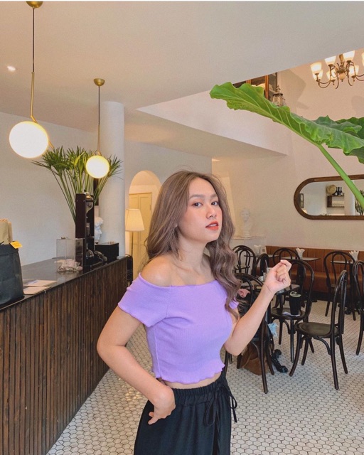(Hỏa tốc, ảnh thật trải sàn)ÁO_CROPTOP_TRỄ_VAI_CUỐN_BIÊN