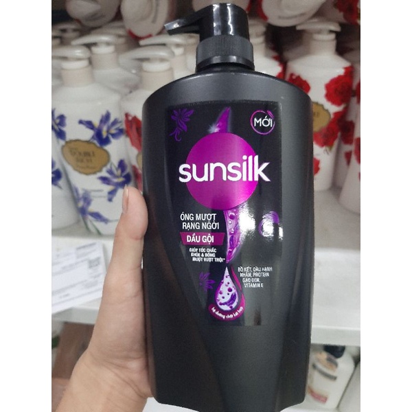 Dầu gội Sunsilk Bồ Kết óng mượt rạng ngời 900g