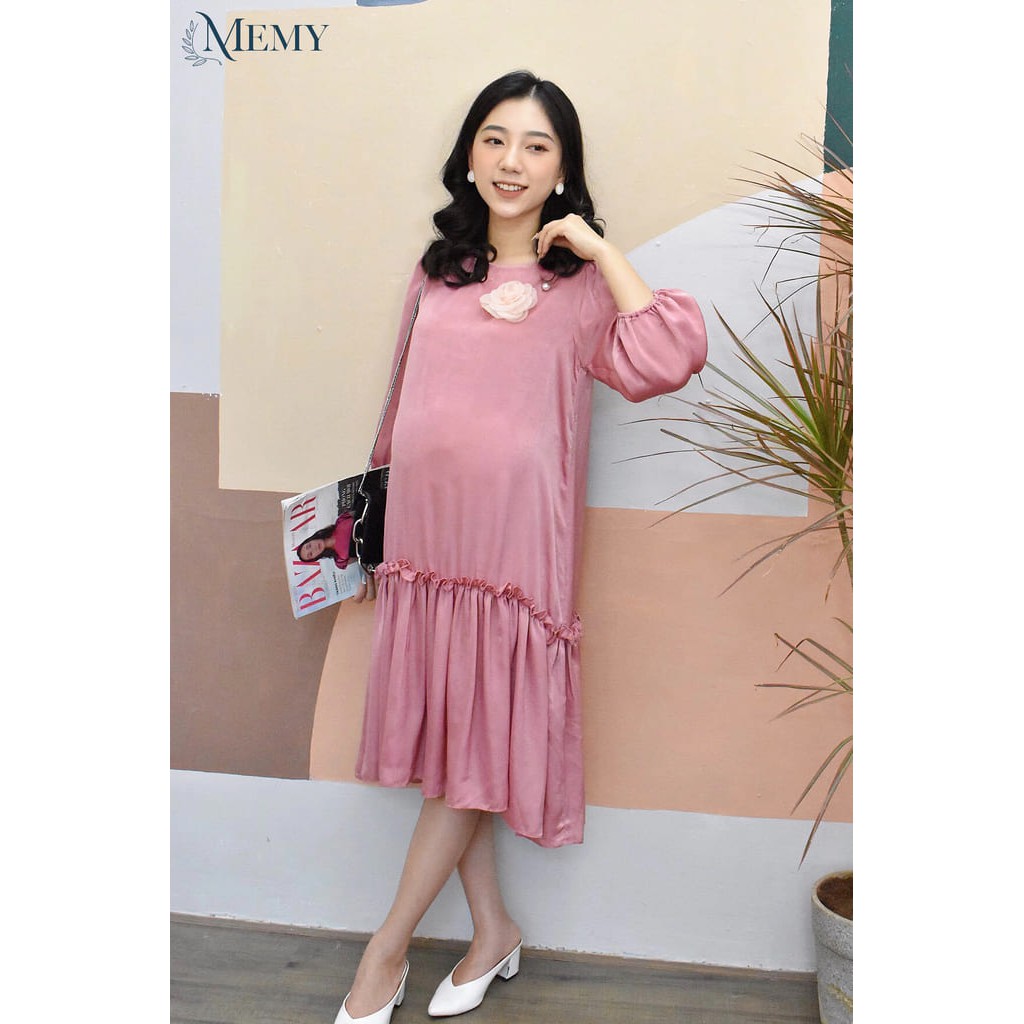 Váy bầu sau sinh Myka Dress chất lụa nhung mềm mại, dáng đuôi cá duyên dáng thiết kế bởi MEMY