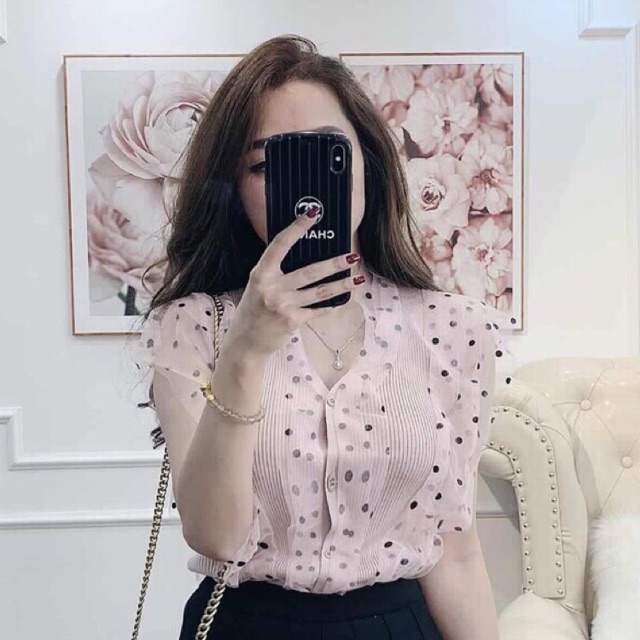 Áo len mongtoghi pha chấm bi