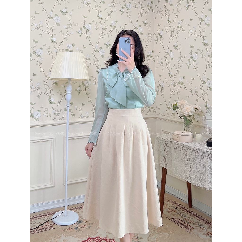 Set bán lẻ gồm áo sơ mi xanh cổ thắt nơ chất tơ ánh YA28 GANDA YAME