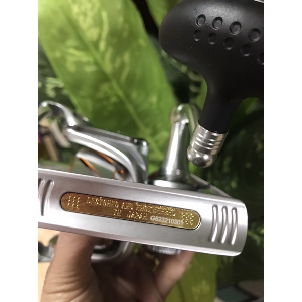 Máy câu Ryobi Sasoi Waza 7000/8000 săn hàng