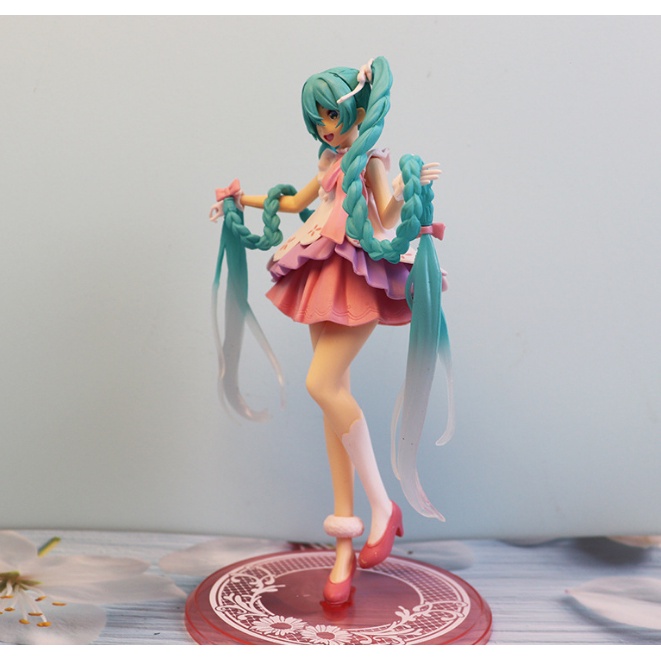 Đồ trang trí Nhân Vật Hatsune Miku Trang Trí Xe Hơi Chất Lượng Cao