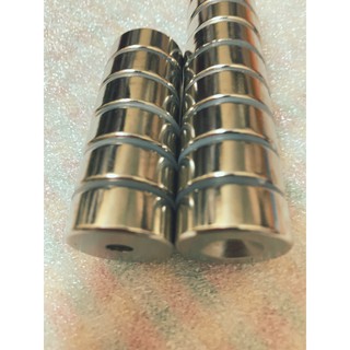 Nam Châm đất hiếm 25x10mm lỗ 6 Siêu Hút