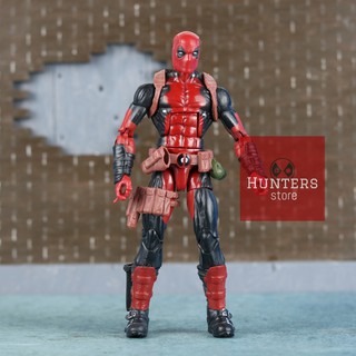 Mô hình Deadpool Marvel Legends