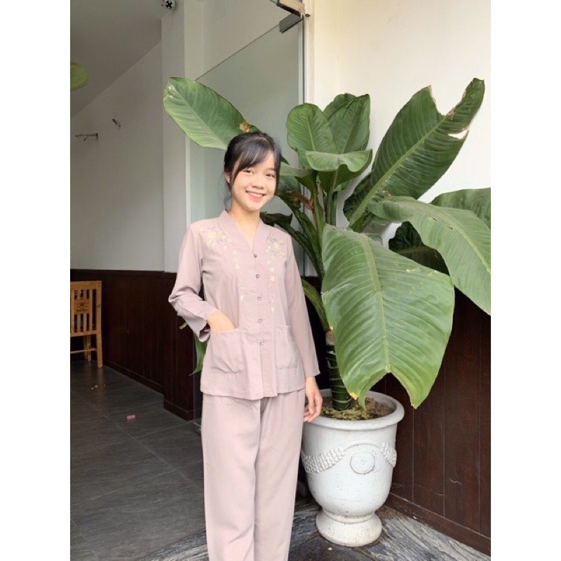 Đồ lam đi chùa