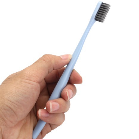 Bàn chải đánh răng than tre mềm nhỏ(1 cái)